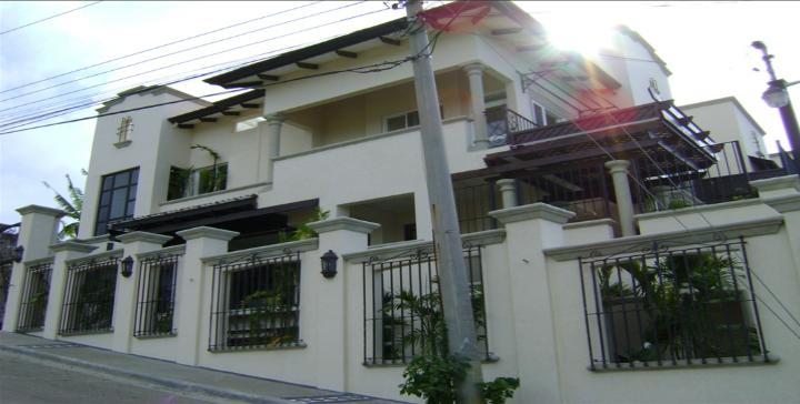 VILLAS ESCAZU